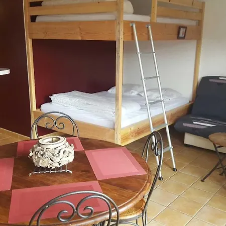 Les Gouttridos Vue